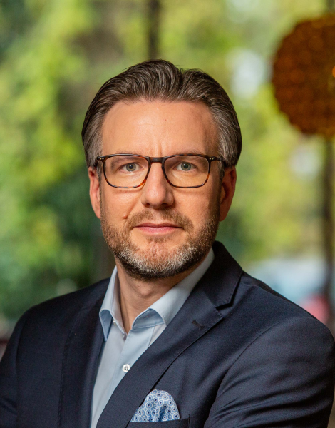 Dr. Sebastian Ziegler
