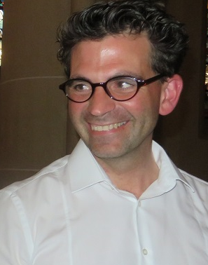 Dr. jur. Daniel Gröschl