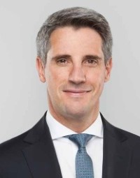 Dr. Oliver Simon
