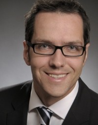 Dr. Oliver Niekiel
