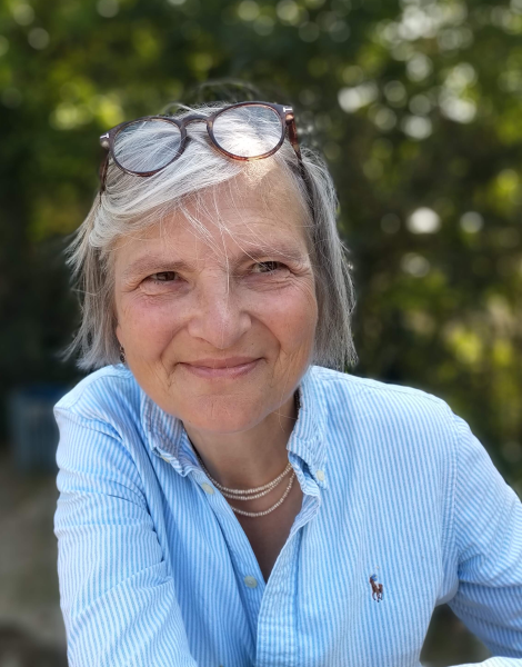 Dr. Katharina Ernst