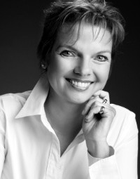 Dr. Stephanie Schwedhelm