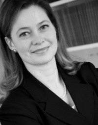 Dr. Julia Tielsch