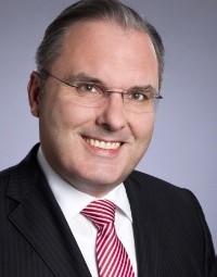 Dr. iur. Maximilian Koch, Dipl.-Kfm.