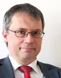Dr. Robert Weber
